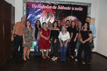 Os Embalos de Sábado à Noite