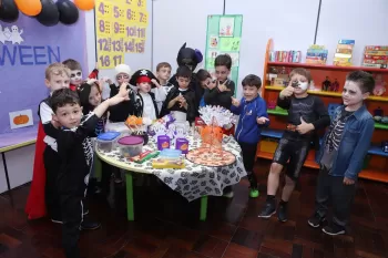 Halloween - Escola Doritos