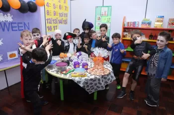 Halloween - Escola Doritos