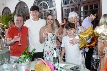 Jantar Pais e Filhos