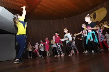 Tarde Encantada na Dança