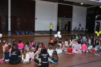 Tarde Encantada na Dança