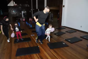 Tarde Encantada na Dança