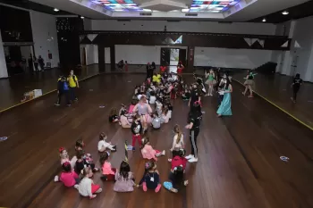 Tarde Encantada na Dança