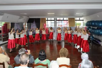 Festa de Fim de Ano - Grupo Laços de Amizade