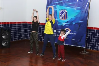 Live das Mães - Dança Mãe e Filhos