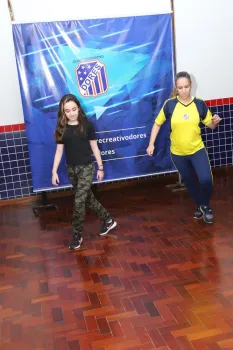 Live das Mães - Dança Mãe e Filhos