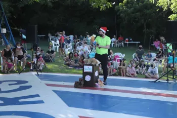 Apresentação Cia Dores e Chegada do Papai Noel