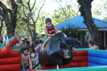 Apresentação Cia Dores e Chegada do Papai Noel