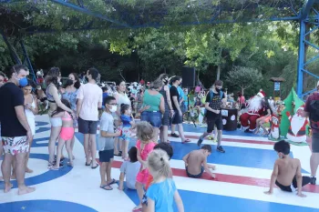 Apresentação Cia Dores e Chegada do Papai Noel