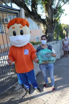 Dores em Ação Social - Vilas Conceição e Lorenzi, Lar Itagiba e no Abrigo Espírita Oscar José Pithan