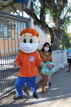 Dores em Ação Social - Vilas Conceição e Lorenzi, Lar Itagiba e no Abrigo Espírita Oscar José Pithan