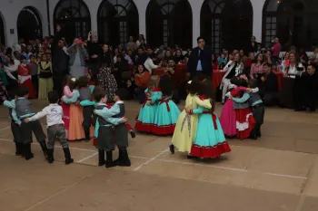 Noite do Grupo de Danças Mirim