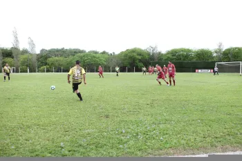 Jogo Festivo - Amigos de Quarta