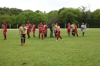 Jogo Festivo - Amigos de Quarta