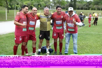 Jogo Festivo - Amigos de Quarta