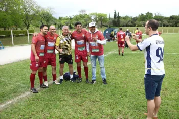 Jogo Festivo - Amigos de Quarta