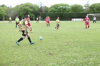 Jogo Festivo - Amigos de Quarta