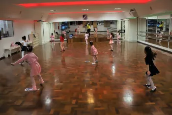 Aula de Ginástica Funcional Kids