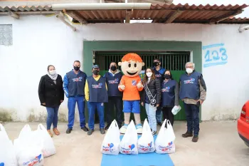 Dores em Ação Social - Entrega de Doações