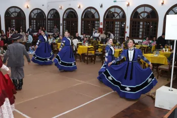 Noite do Grupo de Danças Veterano - Semana Farroupilha do DT