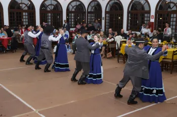 Noite do Grupo de Danças Veterano - Semana Farroupilha do DT