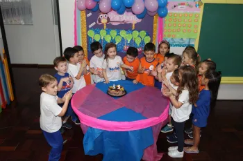 Aniversariantes de Abril - Escola Doritos