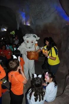 Chegada do Coelho na Sede Campestre - Doritos Infantil IV e V