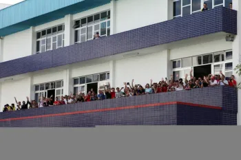 Pais são homenageados pelos alunos da Escola Doritos