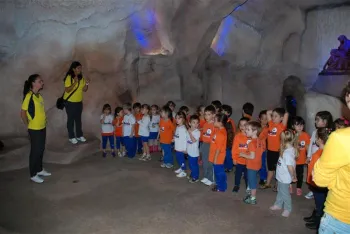 Chegada do Coelho na Sede Campestre - Doritos Infantil IV e V