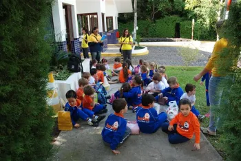 Chegada do Coelho na Sede Campestre - Doritos Infantil IV e V