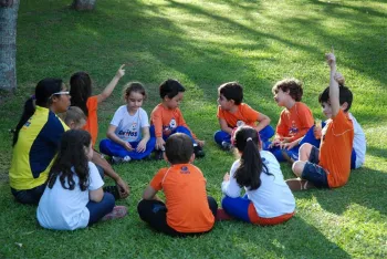 Chegada do Coelho na Sede Campestre - Doritos Infantil IV e V