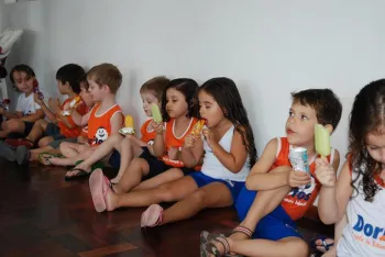 Atividades na piscina e recreativas no Verão Doritos