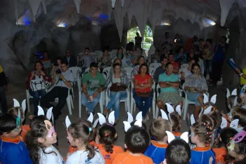 Chegada do Coelho na Sede Campestre - Doritos Infantil IV e V