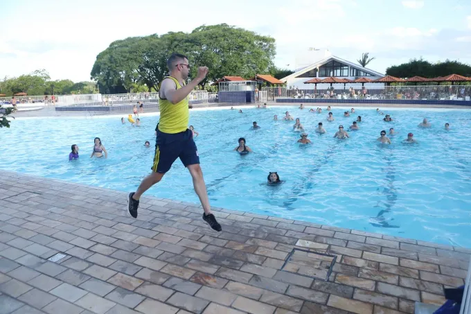 Aulas de Hidroginástica na Campestre