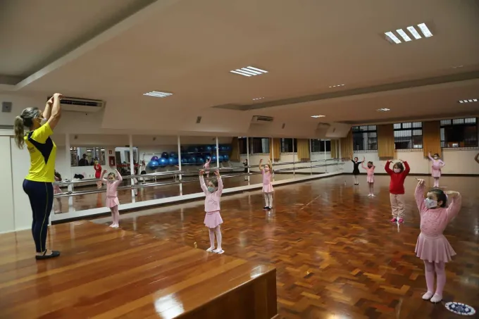 Aula de Ginástica Funcional Kids