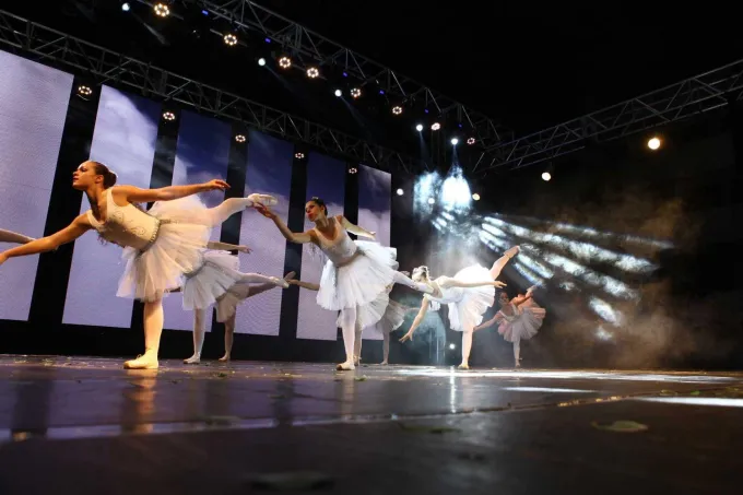 XI Espetáculo de Dança - Tema: Os quatro elementos